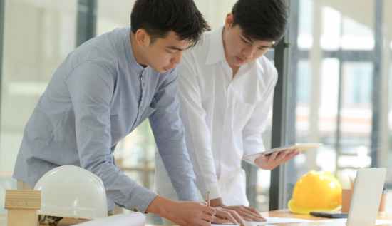 Illustration comparing roles of Build Engineer and Release Engineer with key responsibilities and workflows