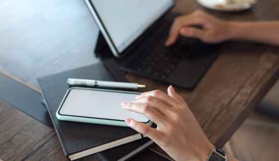 best digital note-taking tools for professionals in 2026, highlighting organization, collaboration, and productivity features.