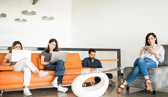 Mesh network system improving Wi-Fi connectivity in large office space