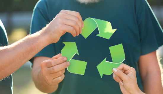 comparing cost of living versus salary in Cambodia, showing average income, housing, food, transportation, and monthly expenses.